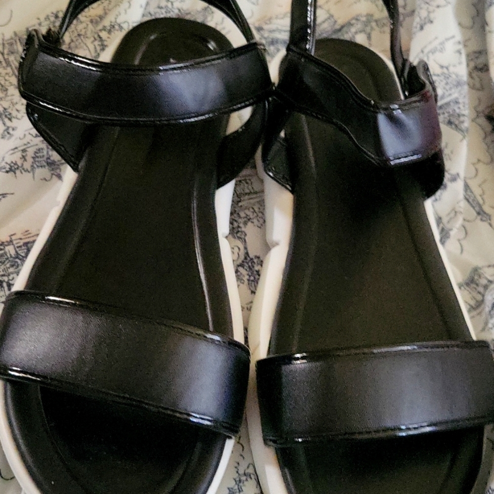 Sporty Sandal